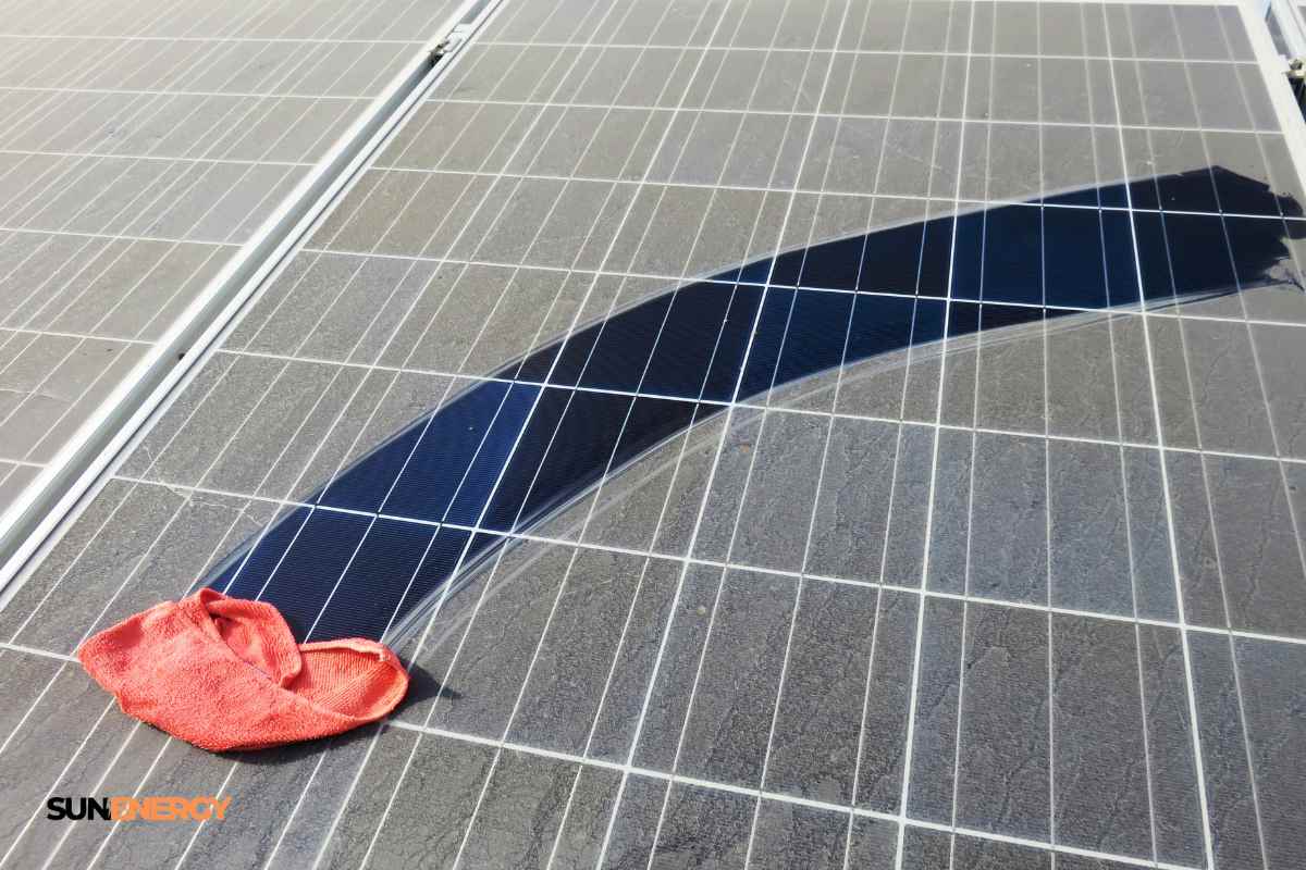 how to clean solar panel